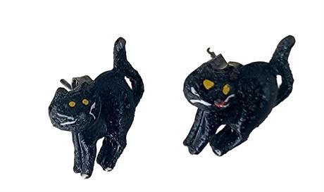 Cool pair of Black Cat stud earrings