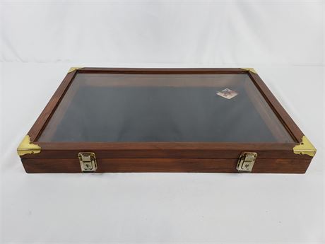 Locking Display Case with Glass Top & Key