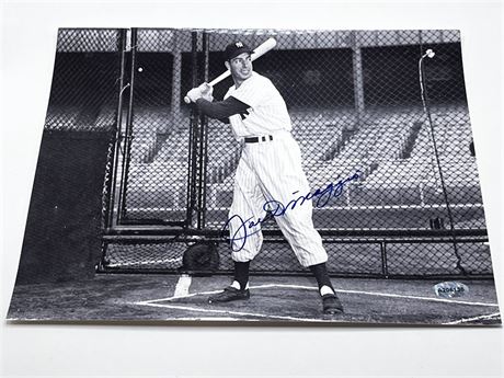 Autographed Joe DiMaggio Signed Photo