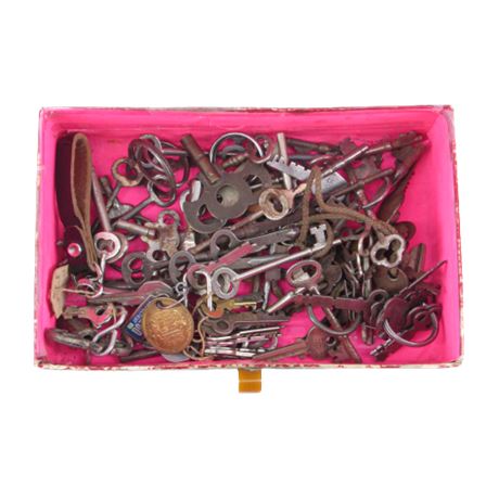Assorted Antique and Vintage Key Collection