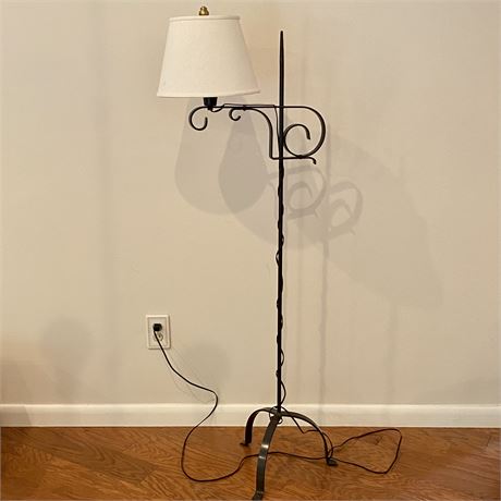 Primitive Style Wrought Iron Floor Lamp