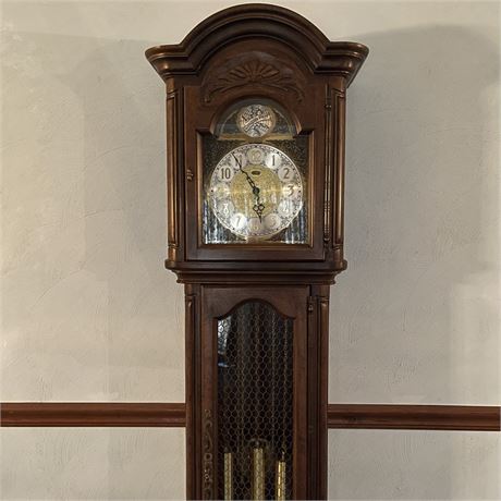The Conoisseur Collection By Ridgeway Grandfather Clock - See Description