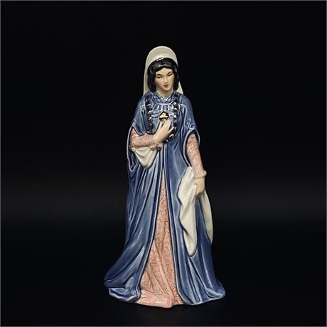Goebel Fashions on Parade "1503 Isabella" Figurine - 9"T