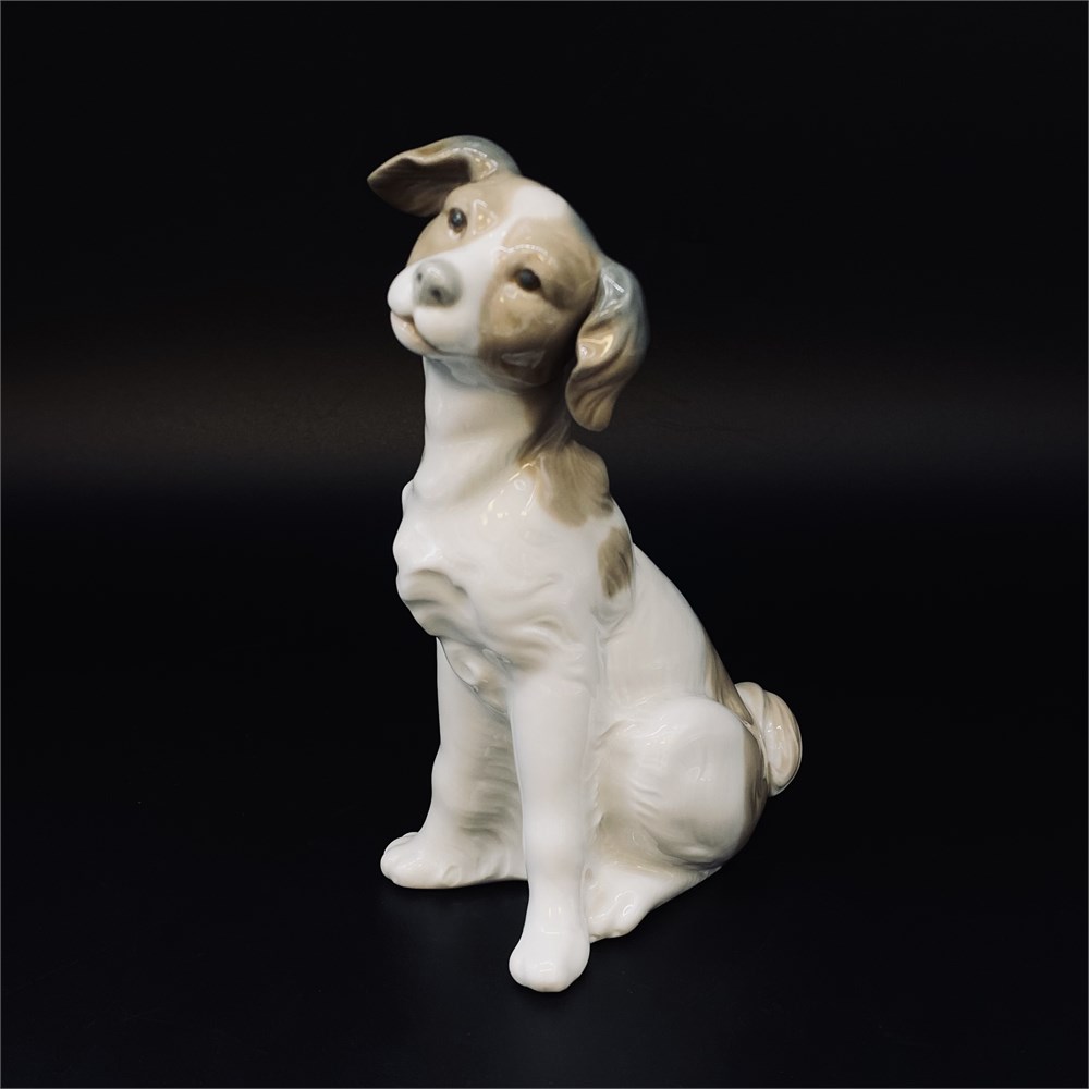Rust Belt Revival Online Auctions - Lladro NAO Sitting Puppy Dog ...