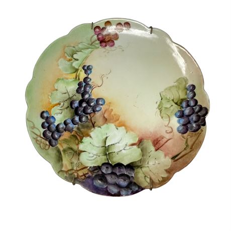 Small 7" Decorative Plate with Painted Grapes.