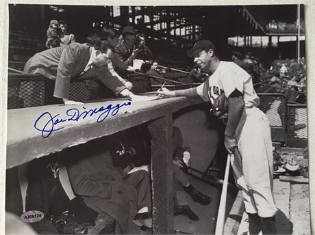 Certified Joe DiMaggio 8x10 B&W Signed Photograph