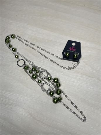 Green Bead and Silver Tone Chain Necklace and Earrings
