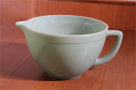 Fire King Jadeite Green Batter Bowl Banded Mixing w/Spout & Handle