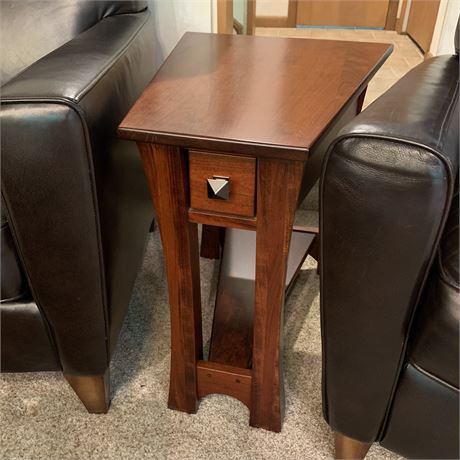 Solid Cherry Wood Wedge End Table with Drawer