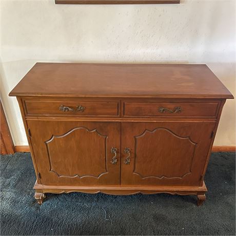 Solid Wood Sideboard with 2 drawers and Cabinet Space
