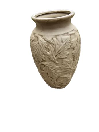 Old World Leaf Fluted Vase