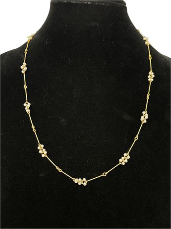 Avon Faux Pearl Cluster Gold Tone Chain Necklace