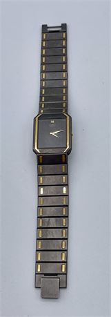 Men's Vintage Seiko Two Tone Metal Watch