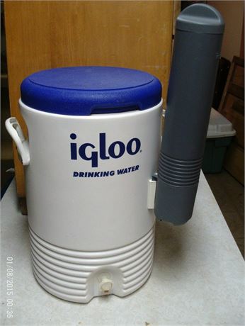 5 gallon Igloo water cooler
