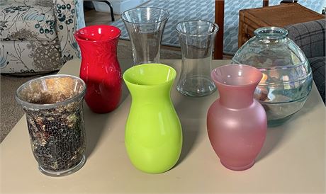 7 Decorative Vases