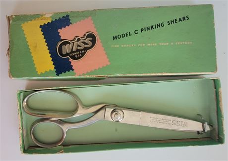 Still in box Vintage WISS Newark, NJ Model C Pinking Shears