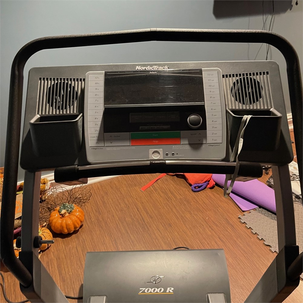 Bid On Everything Nordictrack Solaris 7000r Treadmill