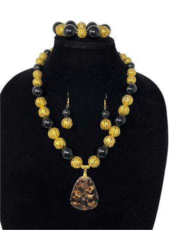 Gold Tone and Black Bead Necklace Bracelet Earring Set
