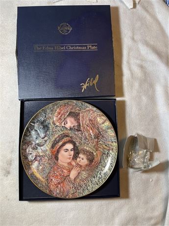 Edna Hibel "The Nativity" 1990 Christmas Collector Plate