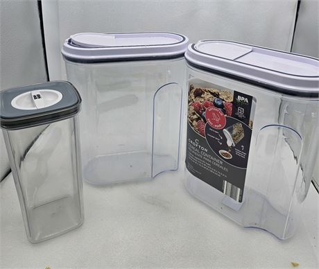 Storage containers, lot of 3