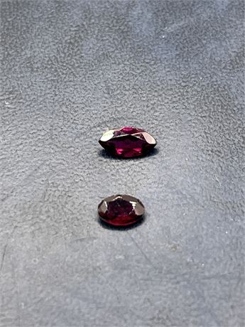 1.3ct Ruby or Garnet Gems Faceted Loose Red Gemstones