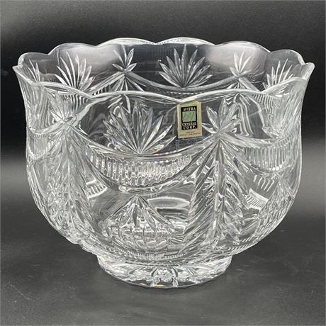 Avitra Hand Cut Polish Crystal Centerpiece Bowl