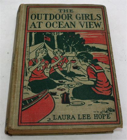 Antique book Outdoor Girls Laura lee Hope