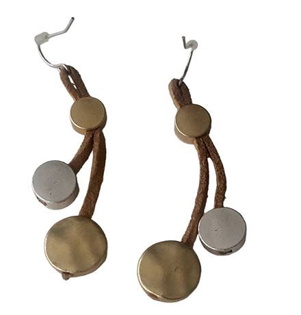 Silvertone and goldtone disk dangle earrings