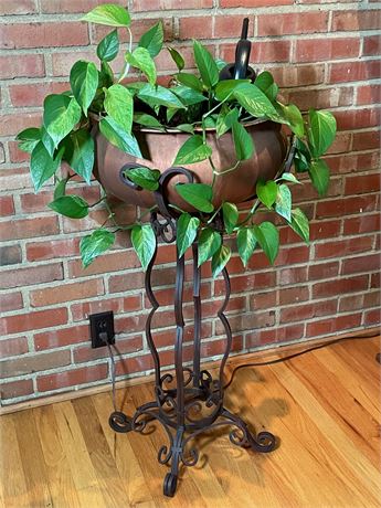 Metal Scroll Plant Stand with Copper Pot