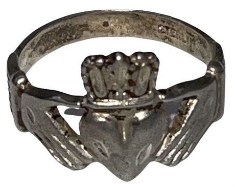 Vintage Sterling Silver Traditional Irish Claddagh Ring
