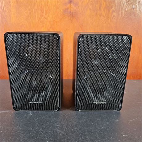 Realistic Minimus-7 Speakers (2)