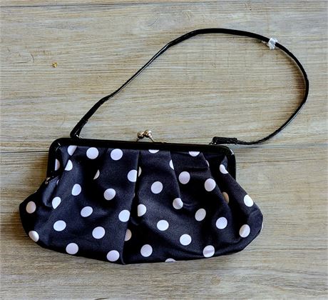 Very cute Black and White snap closure evening purse