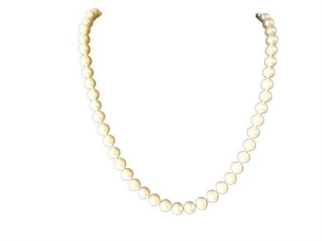 Off White Pearl Necklace