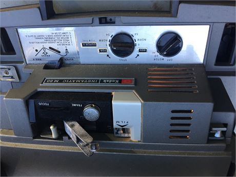 Kodak Instamatic M80 Projector