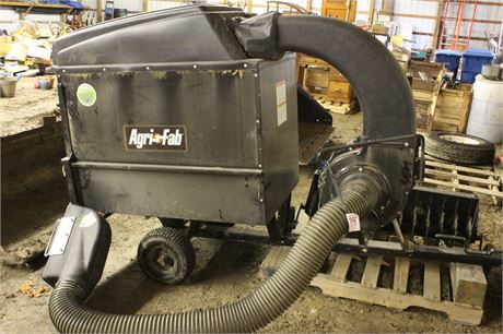 Rust Belt Revival Online Auctions - Agri-Fab Mow-N-Vac Lawn Vacuum 551889C