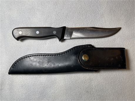 Handmade Carbon Steel knife with Sheath 11"