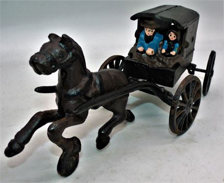 Cast Iron Amish Family Horse & Buggy
