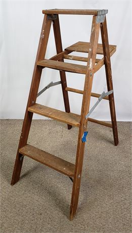 Wood Step/Painting Ladder