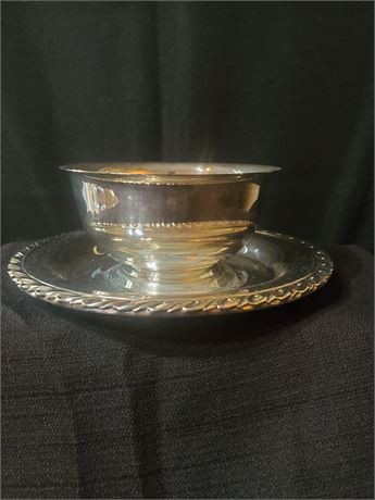 Antique WM A Rogers silver plated Bowl with attached tray
