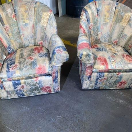 (2) Vintage Floral Swival Chairs