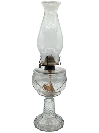 Vintage Victorian Pedestal Kerosine Glass Oil Lamp