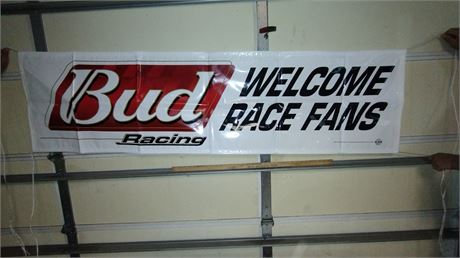 Bud Welcome Race Fans Banner