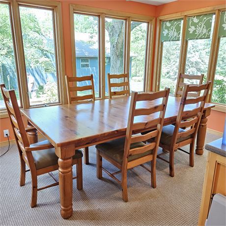 John Boyd Furniture - Country Style Table With 6 Chairs & One Leaf