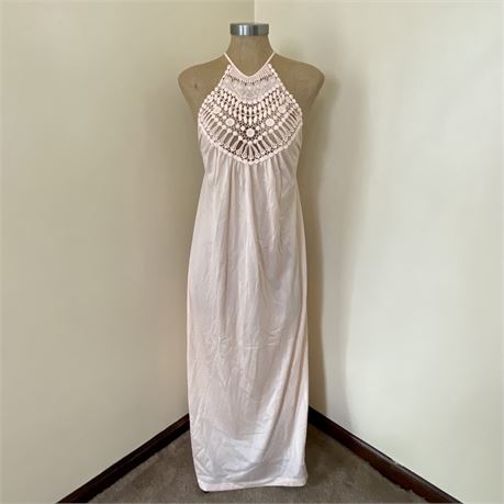 Vintage Formfit Rogers Long Pink Ladies Nightgown - Size 6-8 Petite